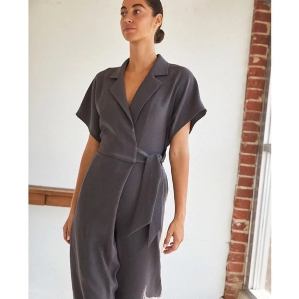 NWT Brochu Walker Sheyla Jumpsuit in Otter Small Contemporary Street Style